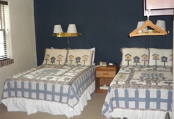 Canyon Inn room